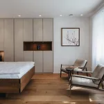 Dietrich - 64 Apartment
